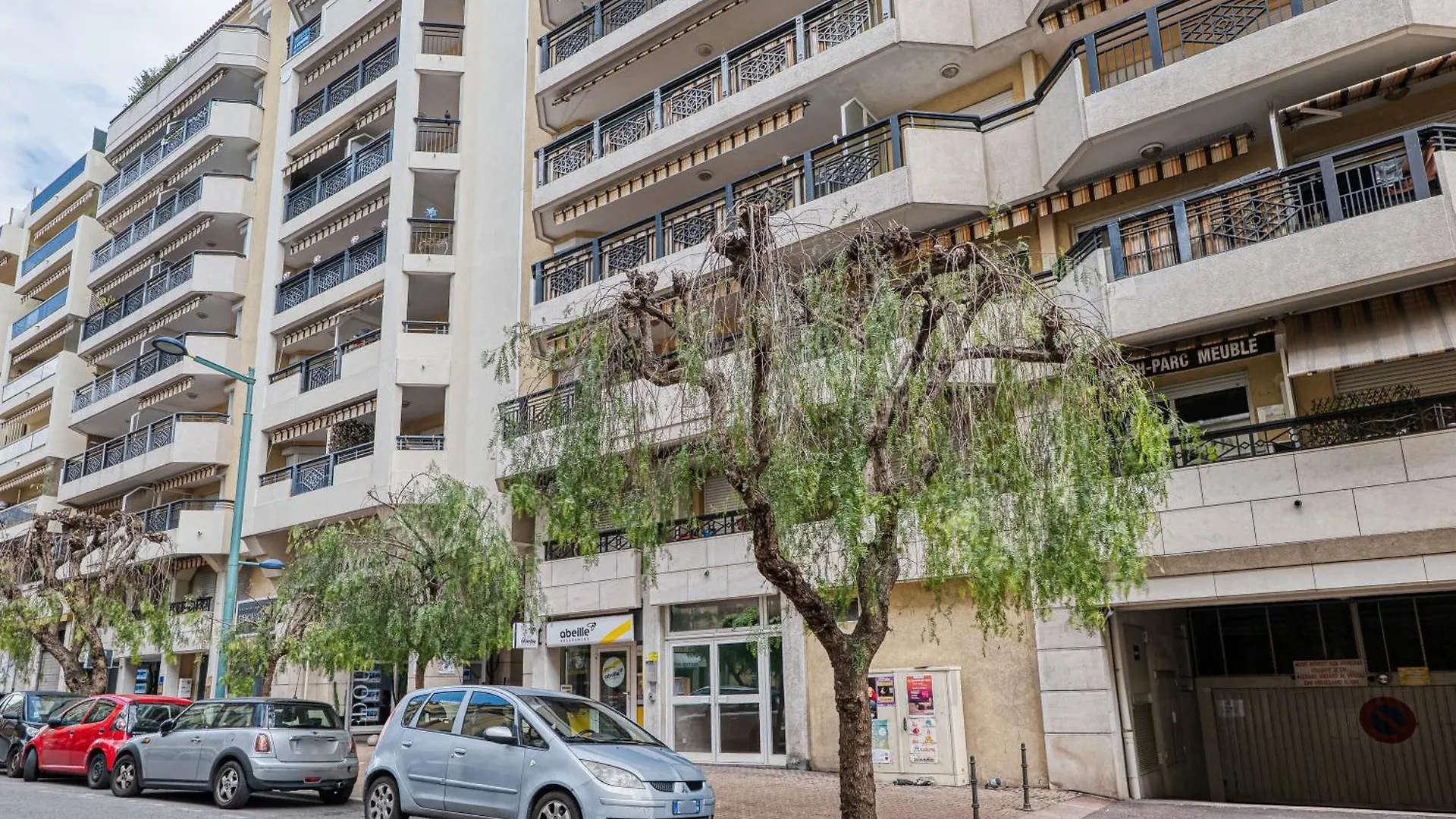 Garden View Daturas - Happy Rentals Menton Apartment