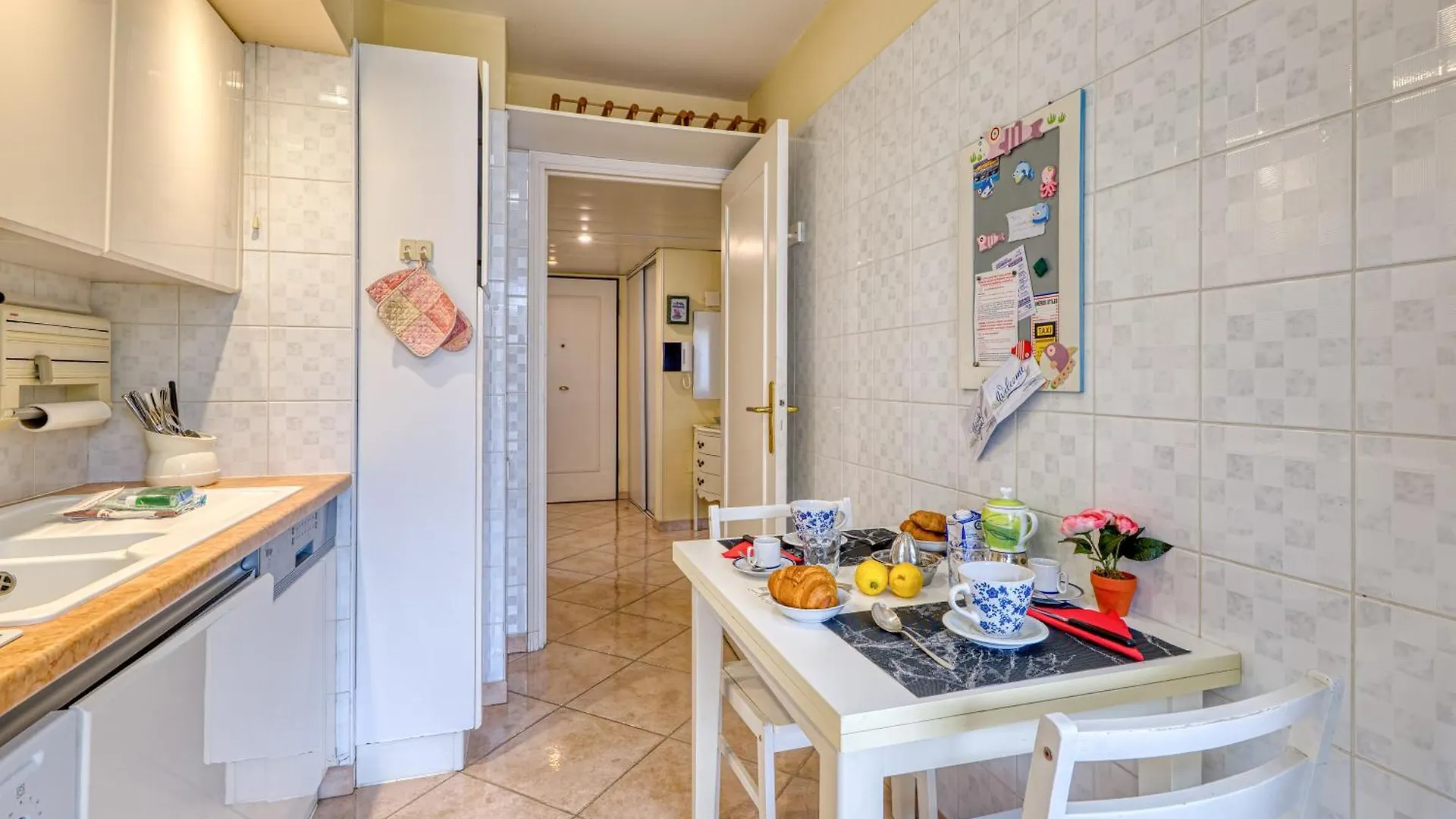 Garden View Daturas - Happy Rentals Menton